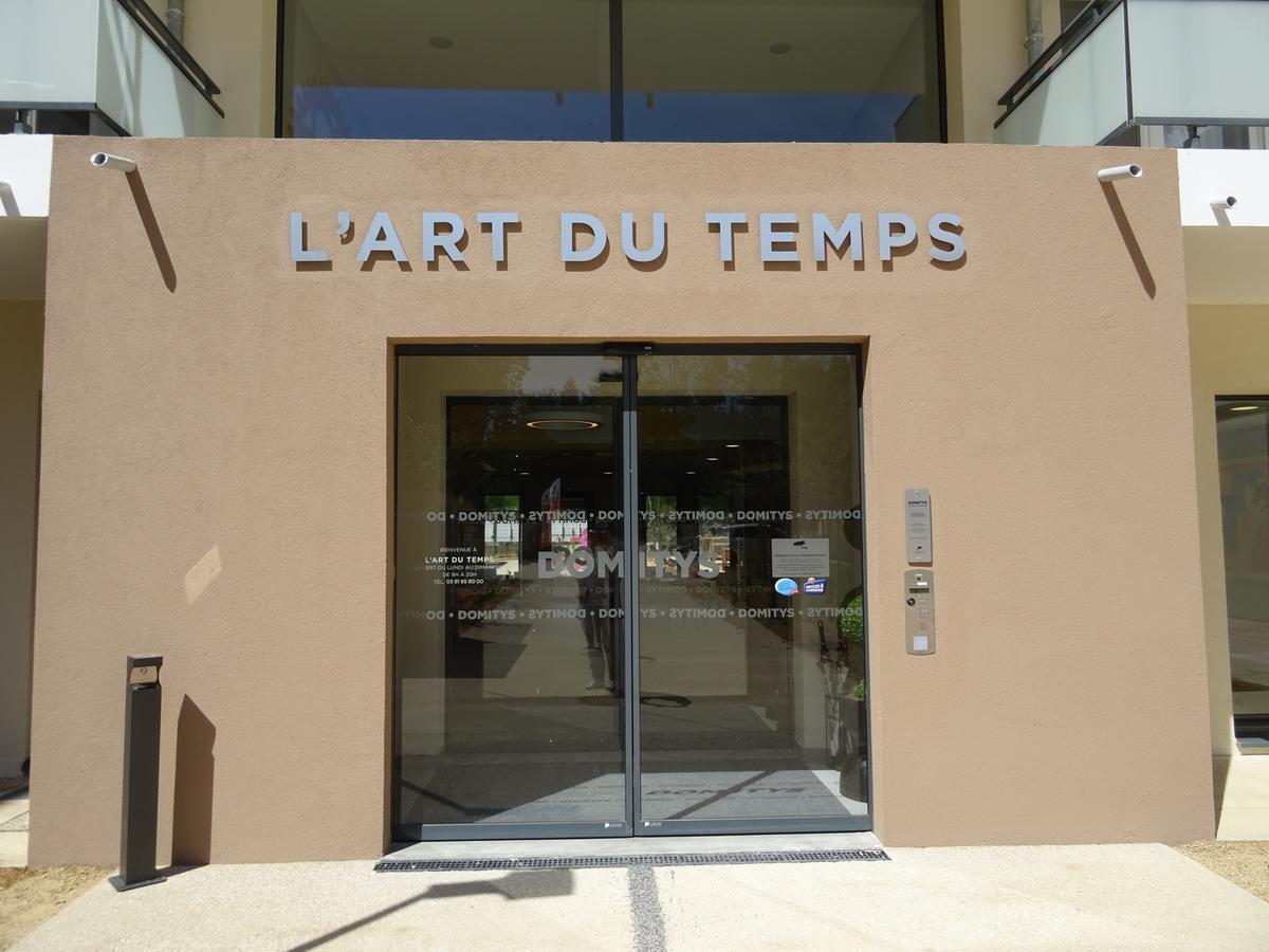 Domitys L'Art Du Temps Aparthotel Besançon Exterior foto